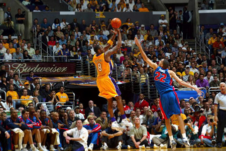 低禁区被触 低禁区被触